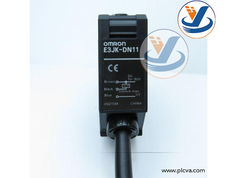 OMRON E3JK-DN11 Photoelectric Sensor