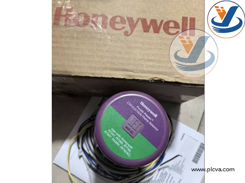 Honeywell C7012A, C7012E1104, C7012E1112 Ultraviolet Flame Detector