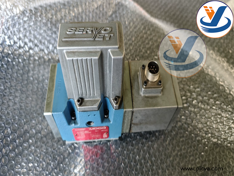 MOOG D661-4651 Electro‑Hydraulic Servo Valve